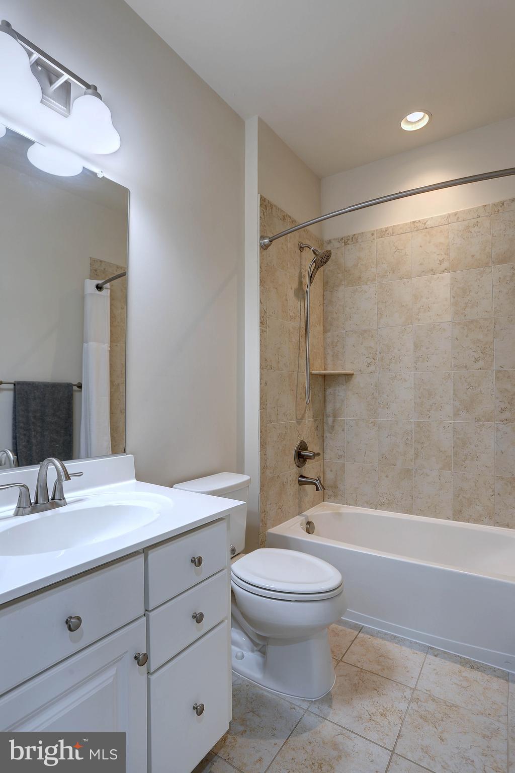 FAIRLAND PARK - Residential