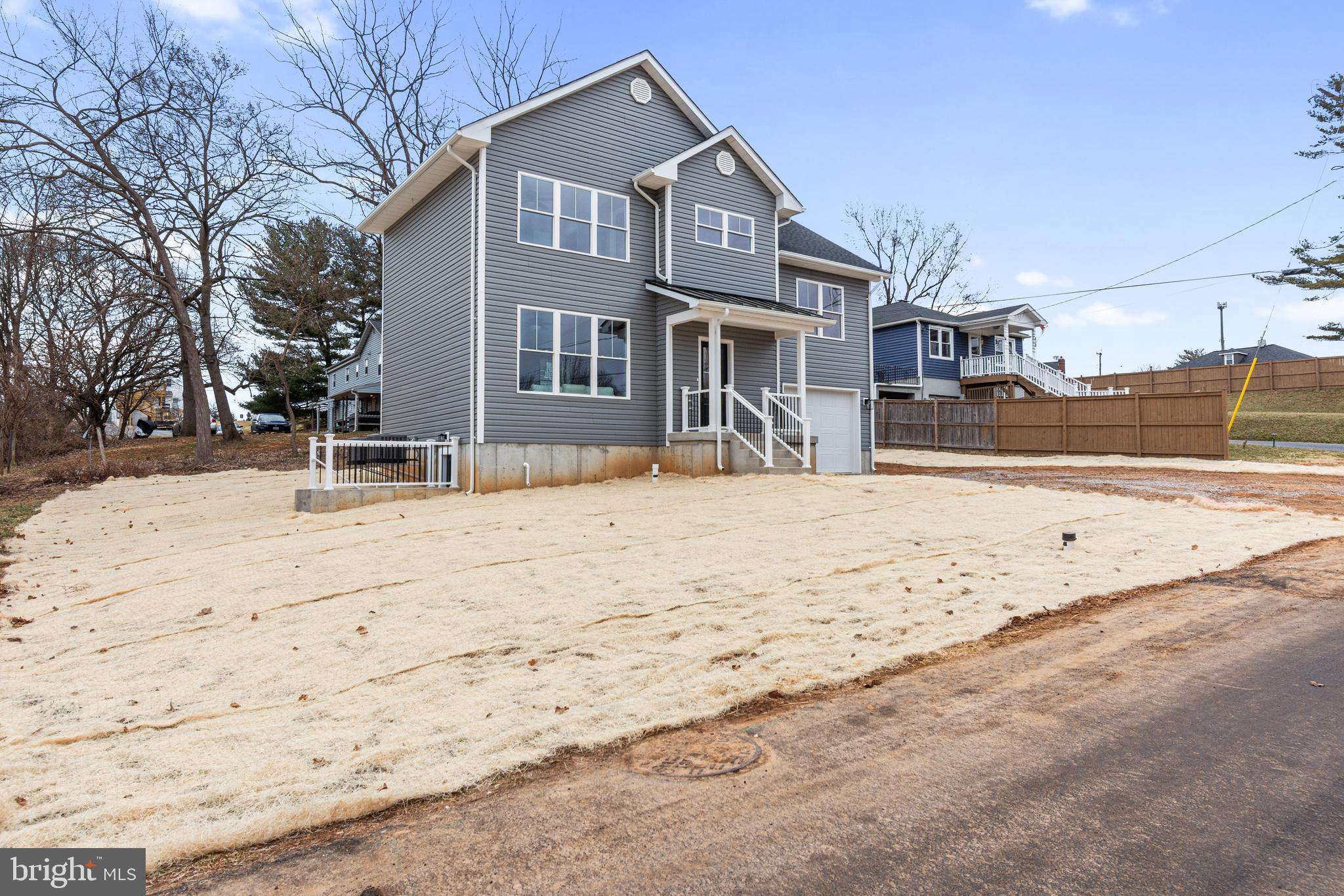 BUCKINGHAM VIEW - Residential