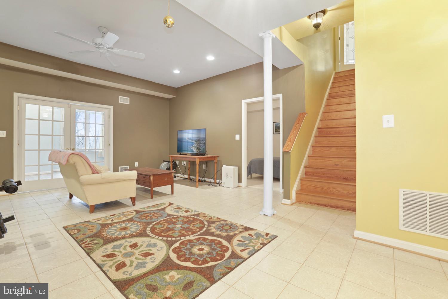 COVENTRY - Residential