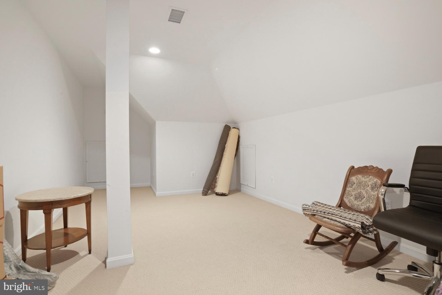 COVENTRY - Residential