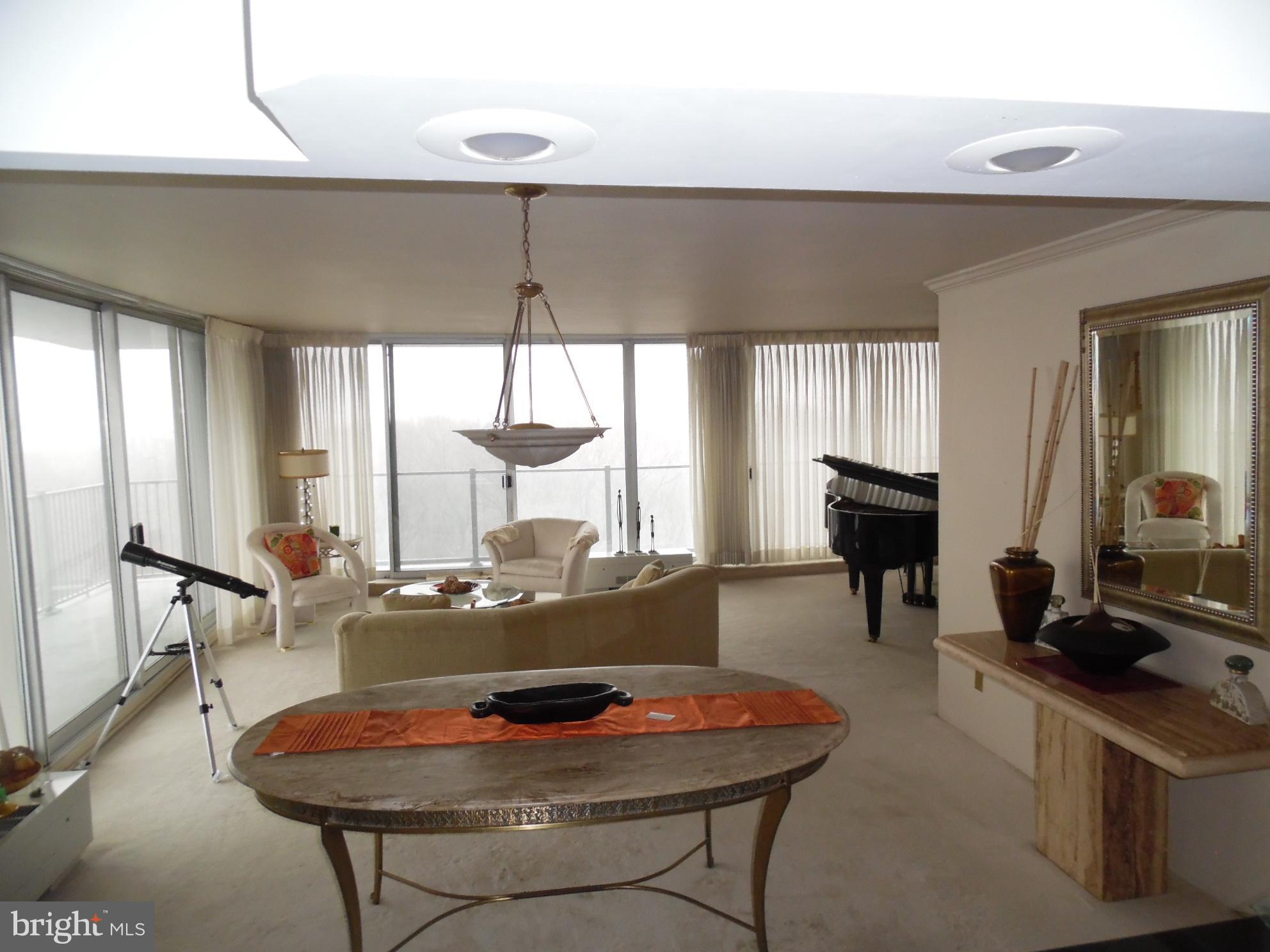 WYNNEFIELD HEIGHTS - Residential