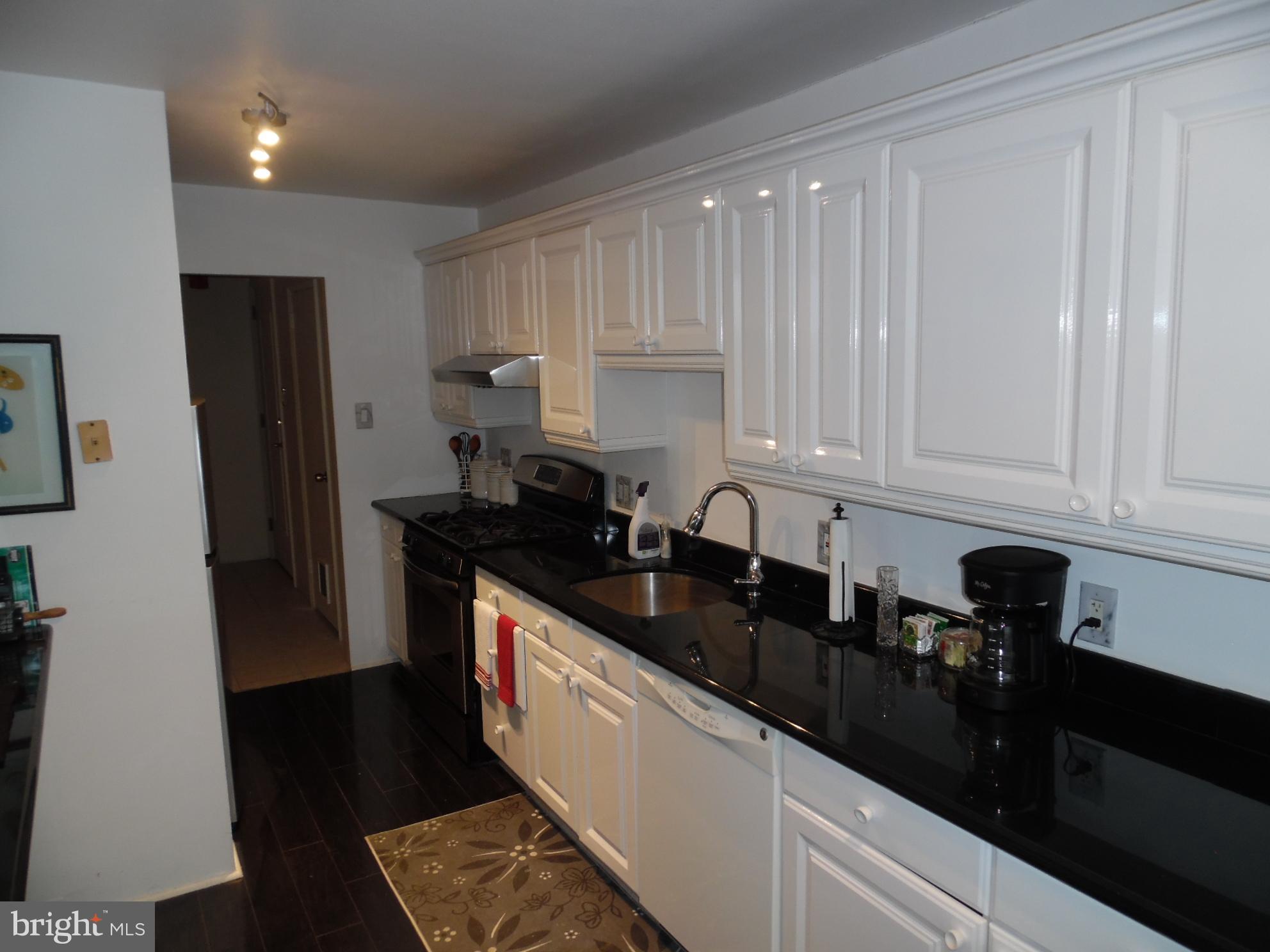 WYNNEFIELD HEIGHTS - Residential