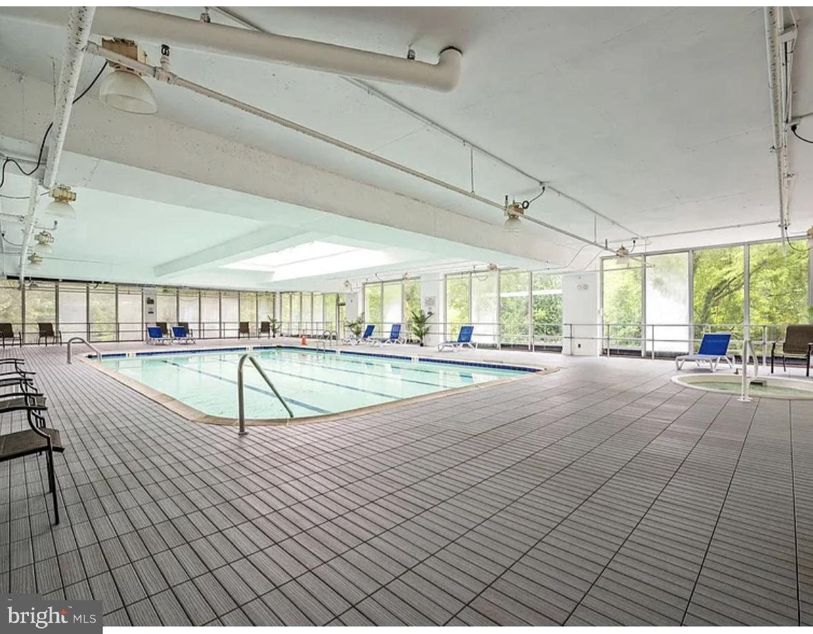 WYNNEFIELD HEIGHTS - Residential