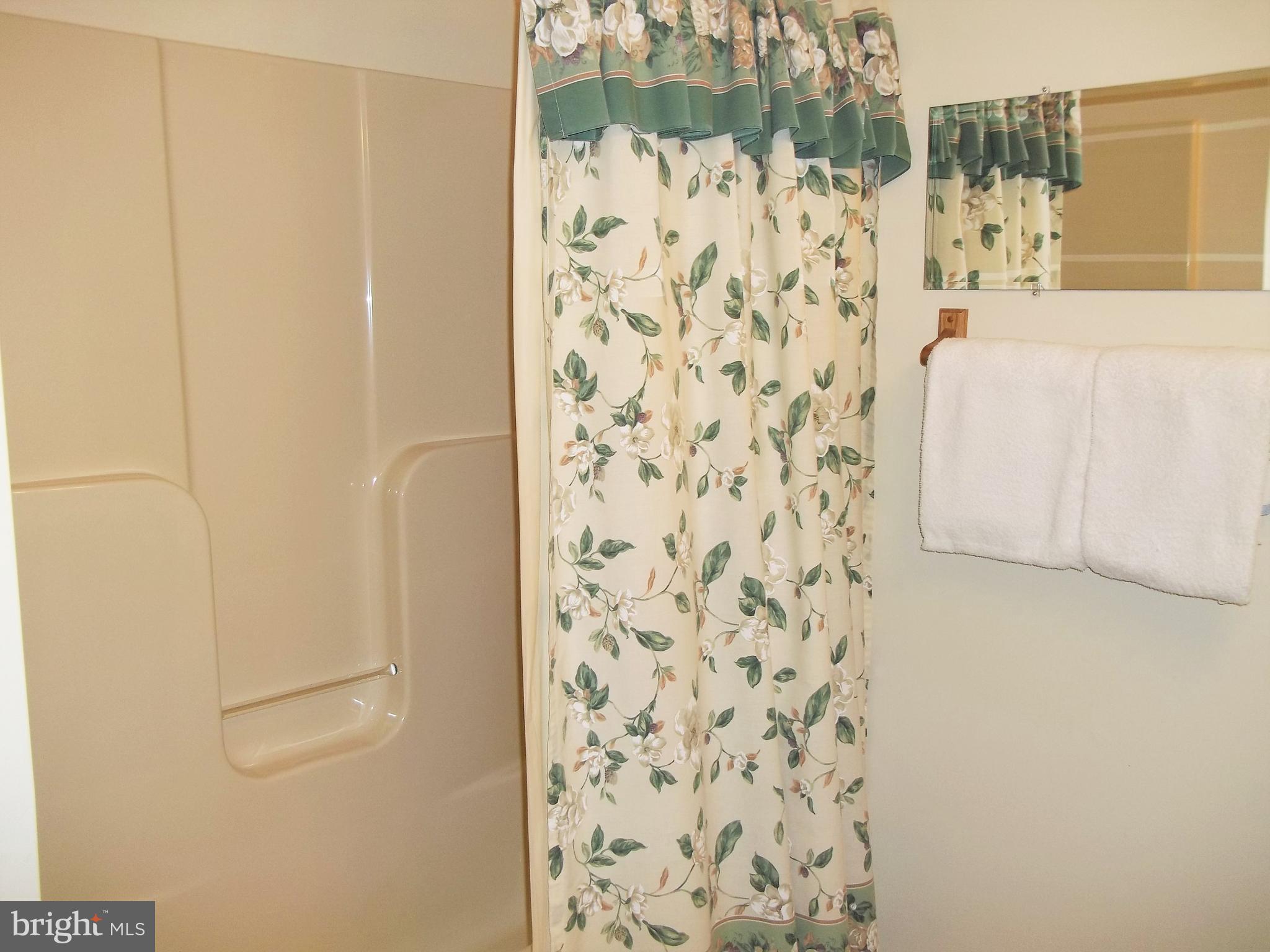 TRINITY WOODS - Residential