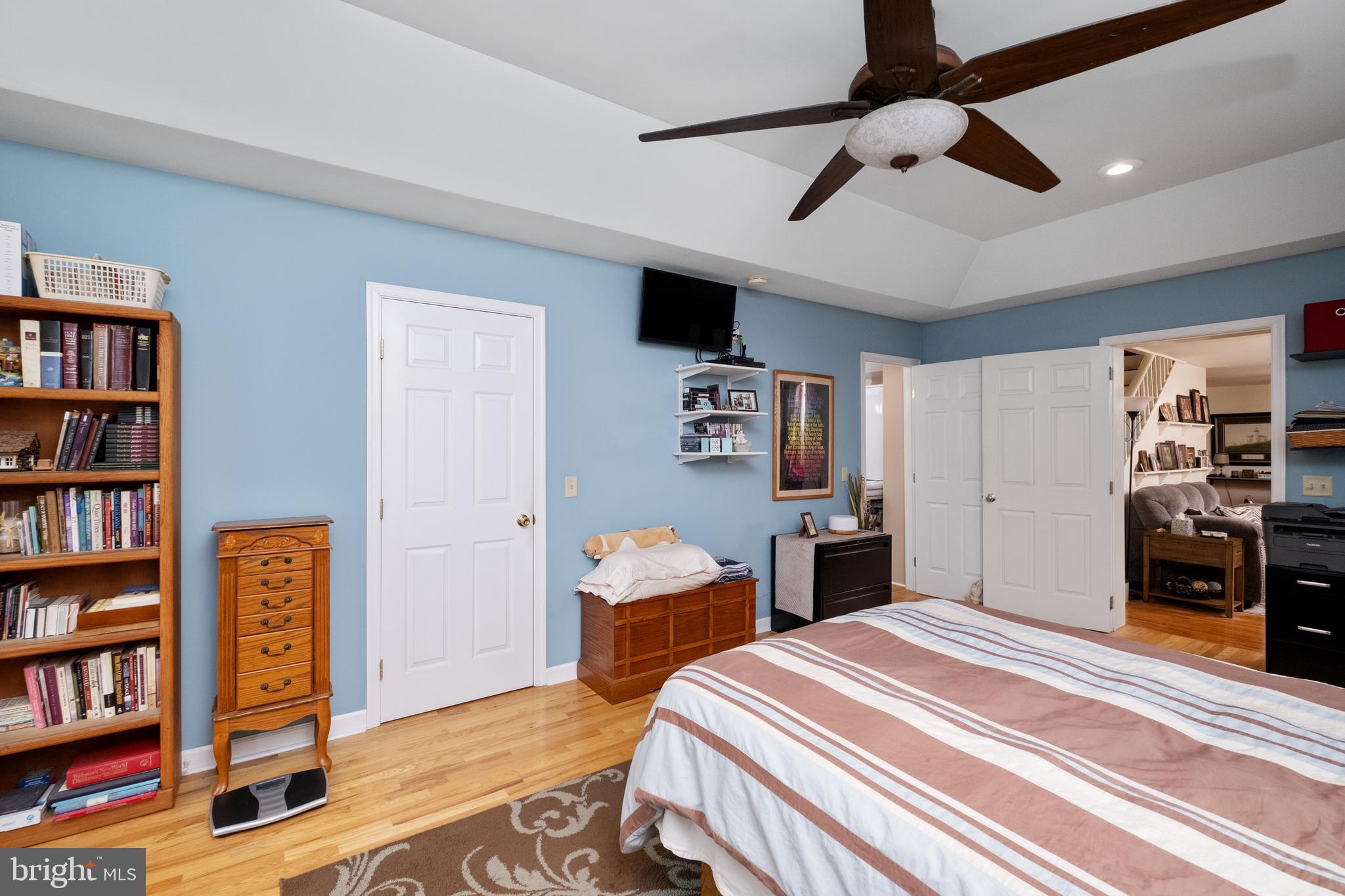 PINE WOODS - Residential