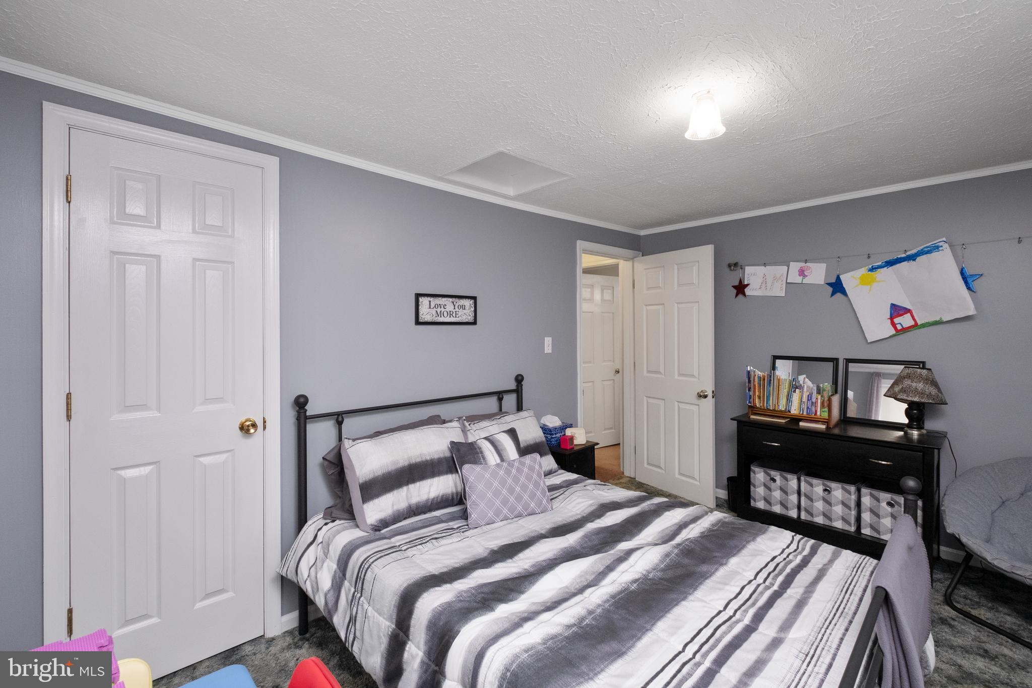 PINE WOODS - Residential