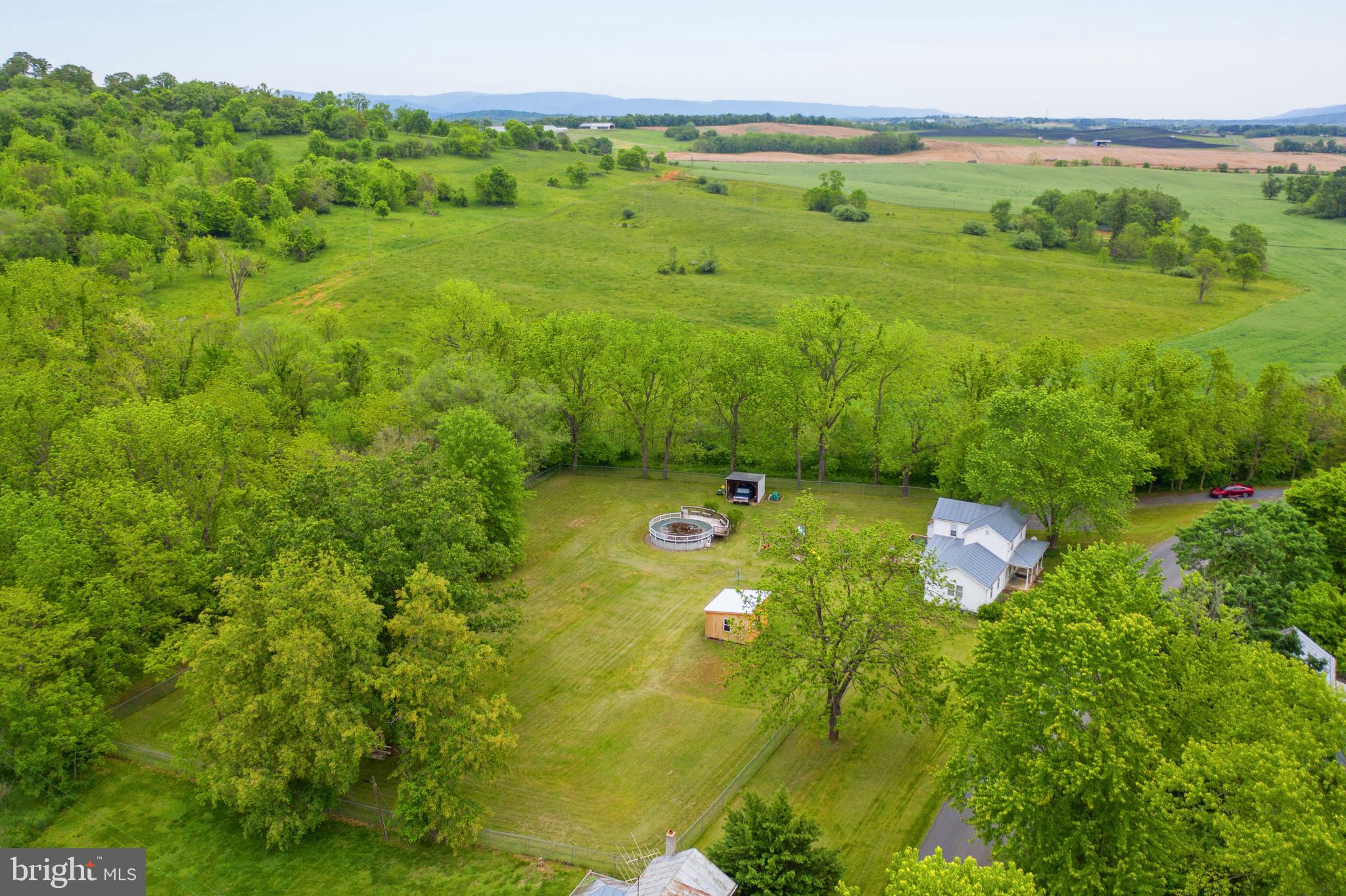 PINE WOODS - Residential