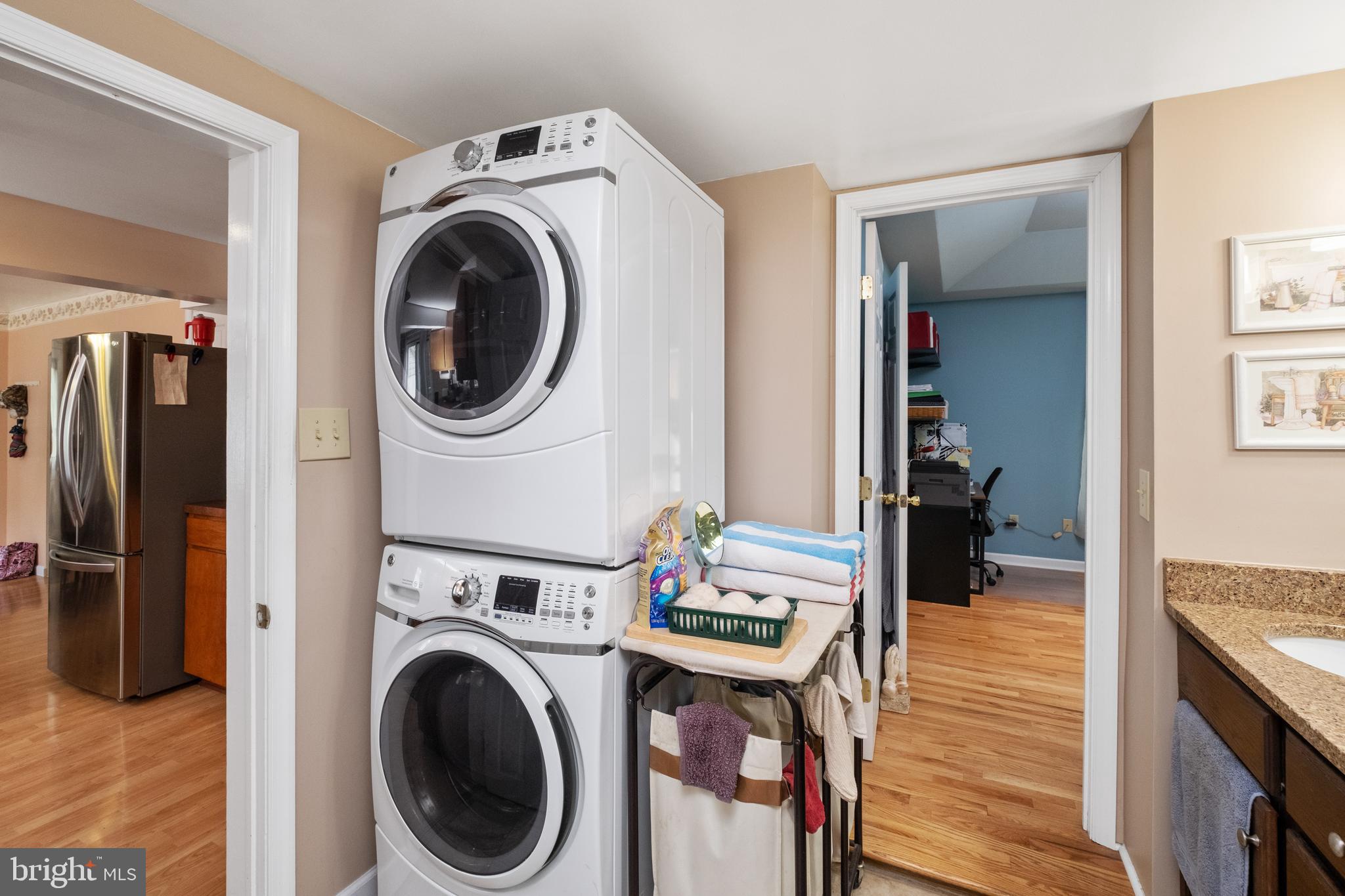 PINE WOODS - Residential