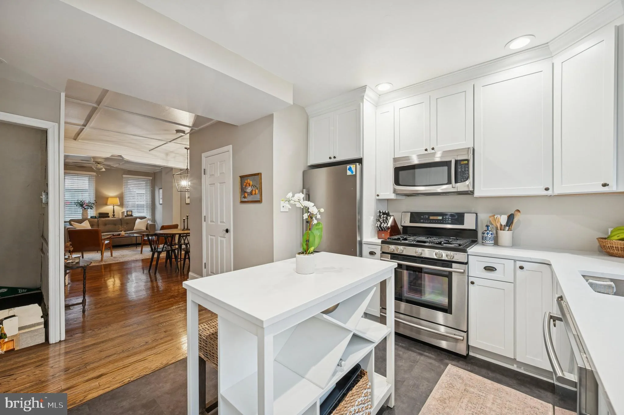 Philadelphia, Pennsylvania 19147, United States, 2 Bedrooms Bedrooms, ,2 BathroomsBathrooms,Residential,Contingent,251528