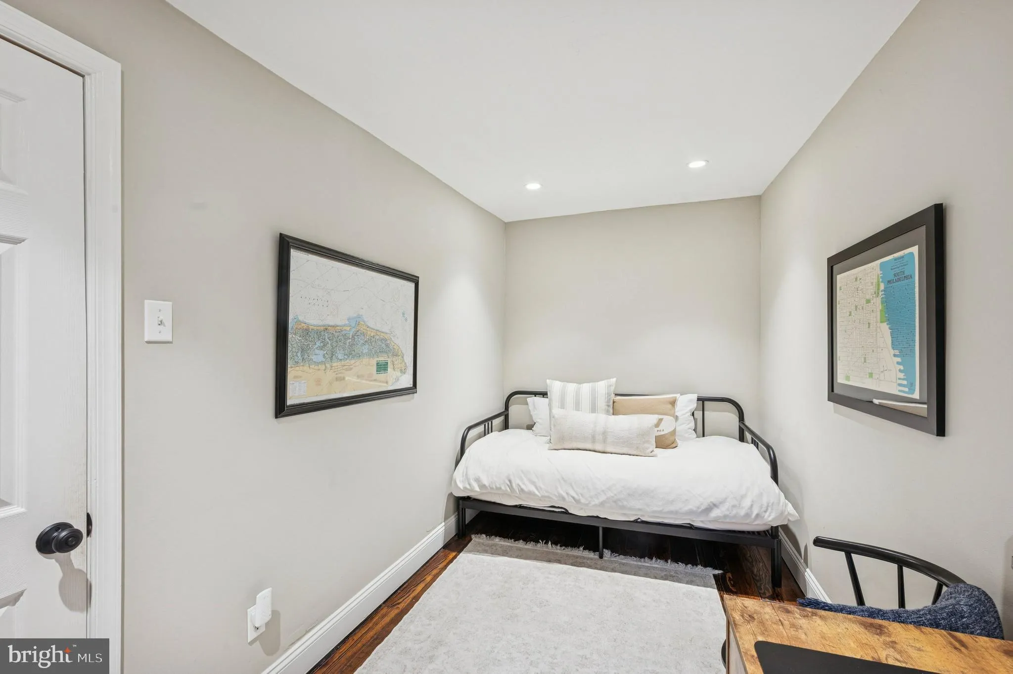 Philadelphia, Pennsylvania 19147, United States, 2 Bedrooms Bedrooms, ,2 BathroomsBathrooms,Residential,Contingent,251528