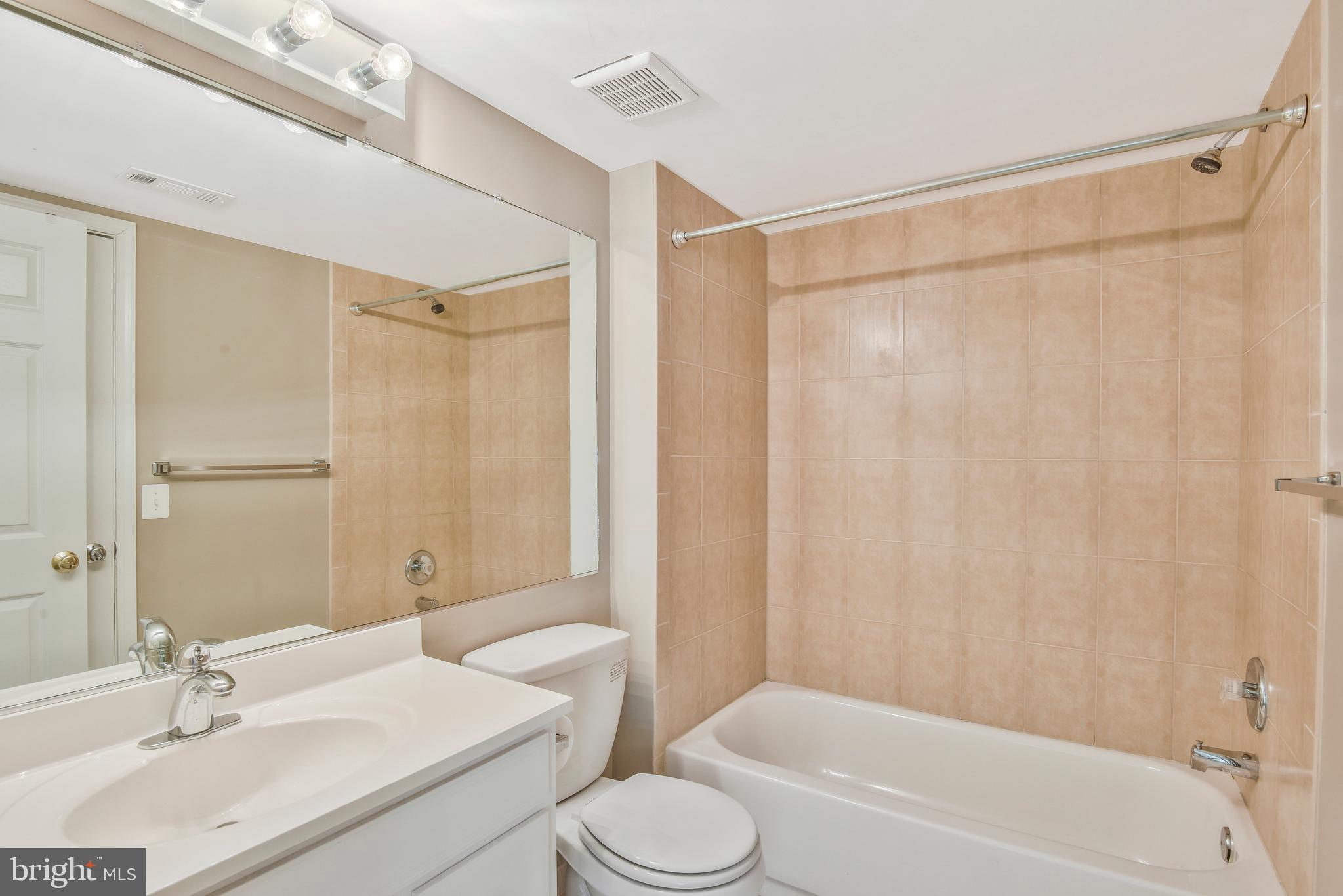 FAIRFAX NATIONAL ESTATES - Residential