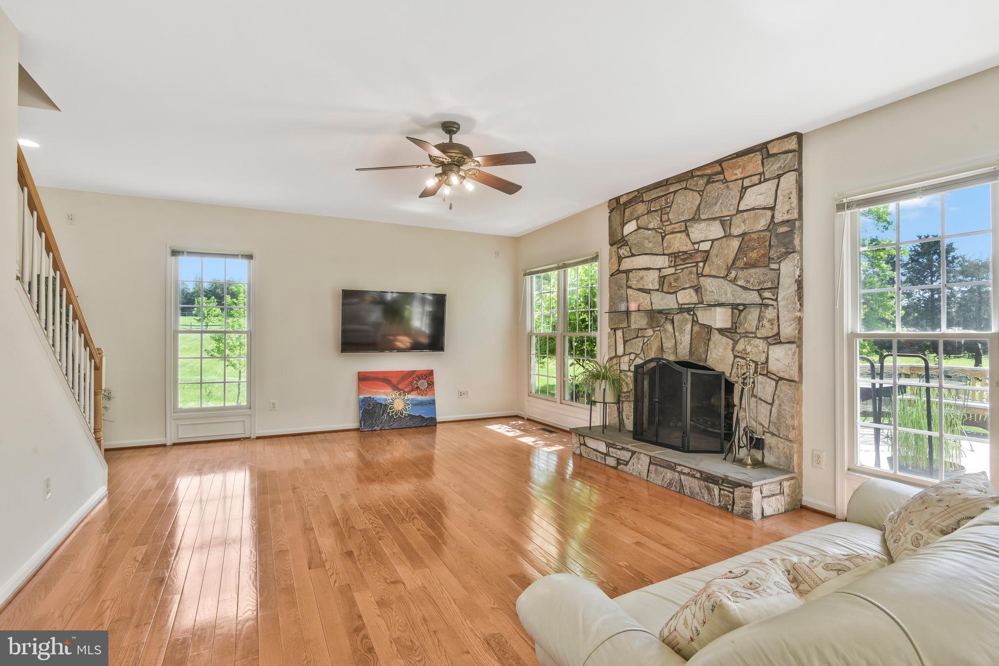 FAIRFAX NATIONAL ESTATES - Residential