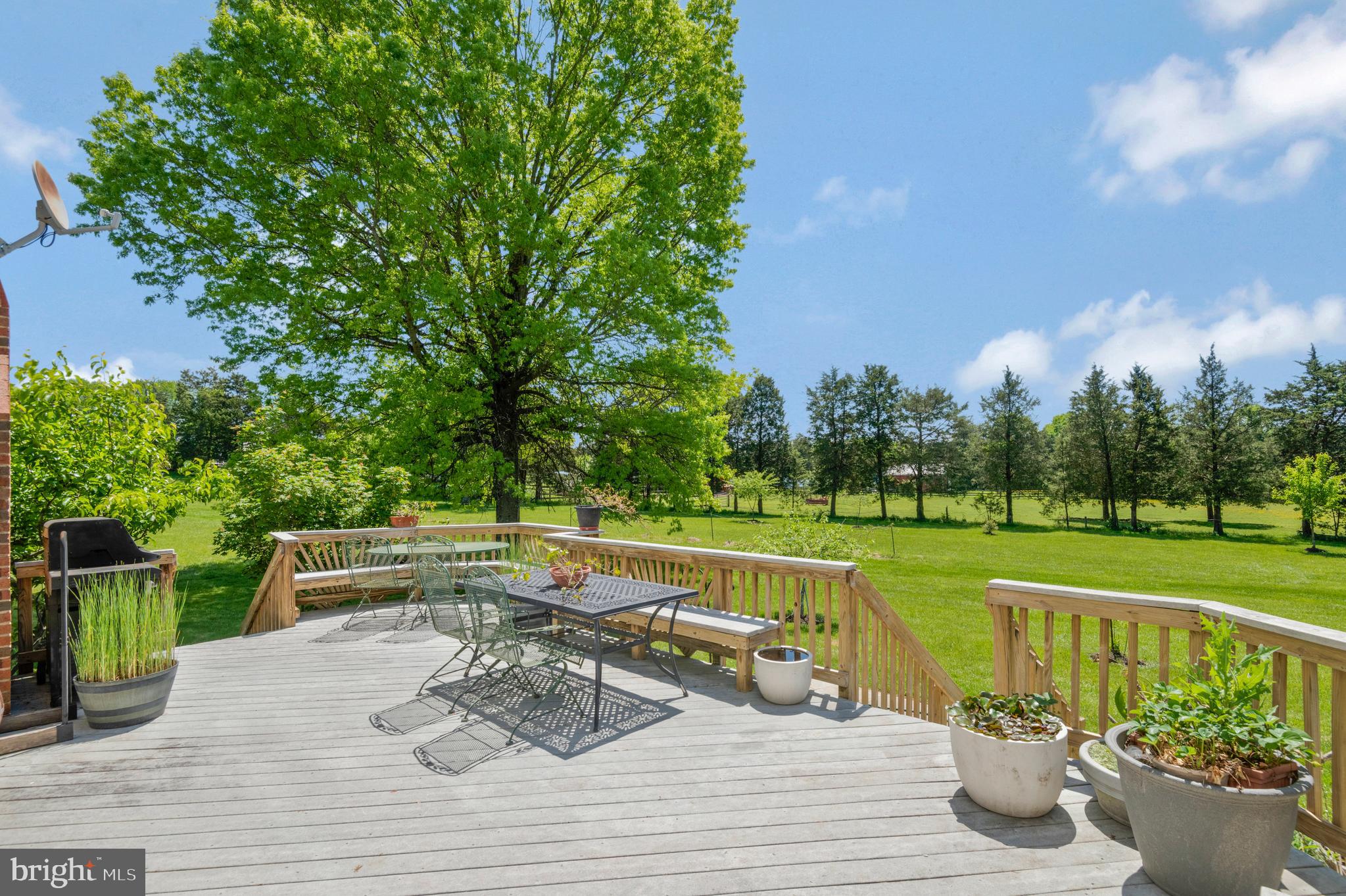 FAIRFAX NATIONAL ESTATES - Residential