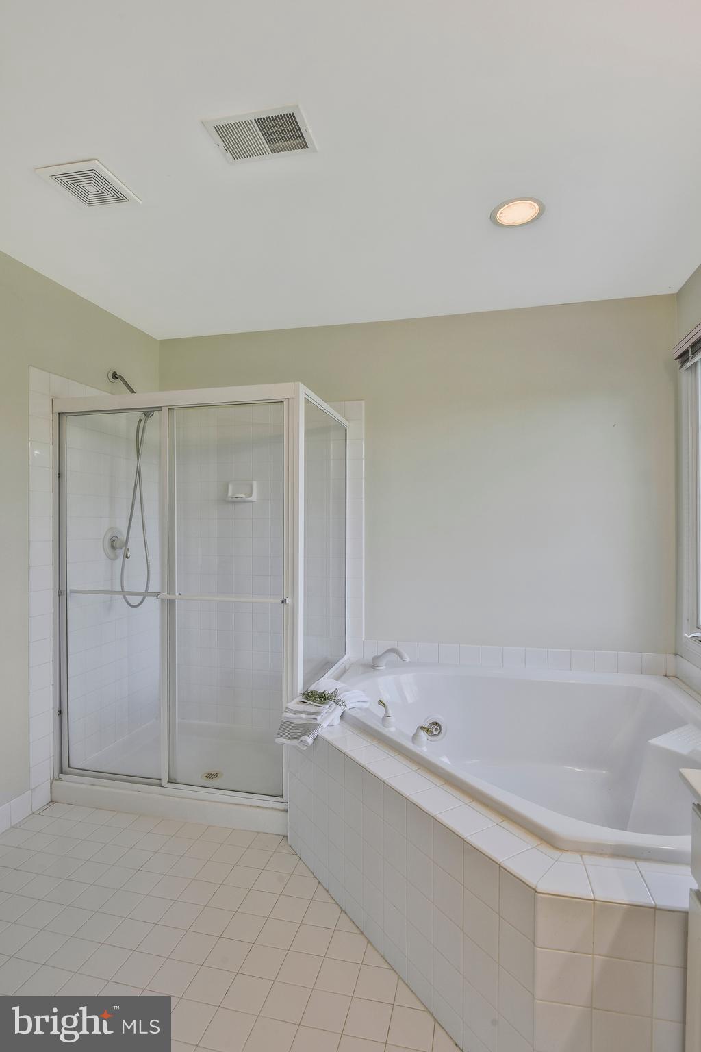 FAIRFAX NATIONAL ESTATES - Residential