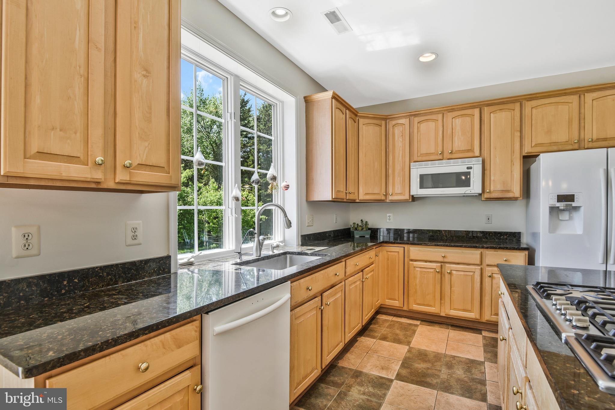 FAIRFAX NATIONAL ESTATES - Residential