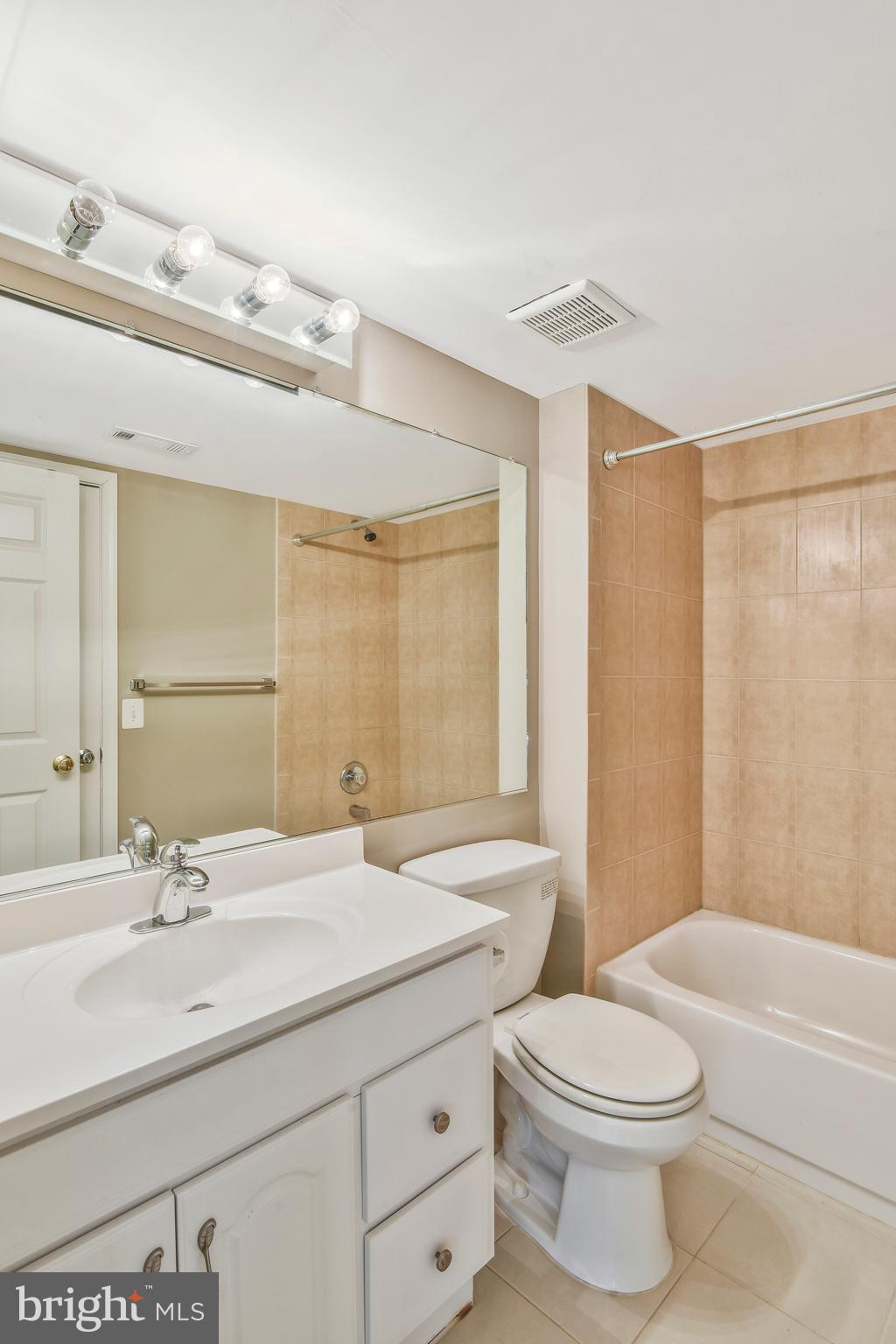 FAIRFAX NATIONAL ESTATES - Residential