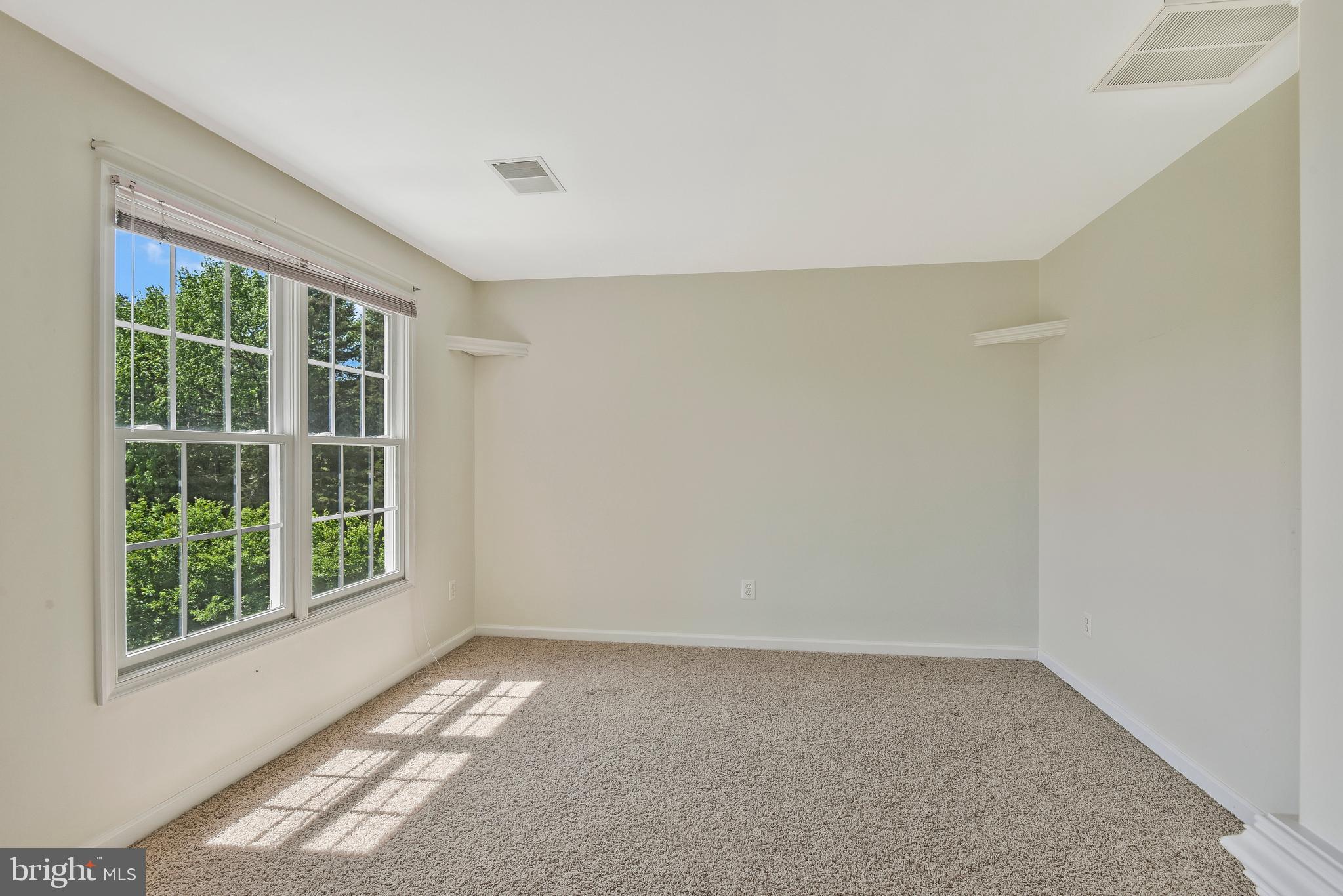 FAIRFAX NATIONAL ESTATES - Residential