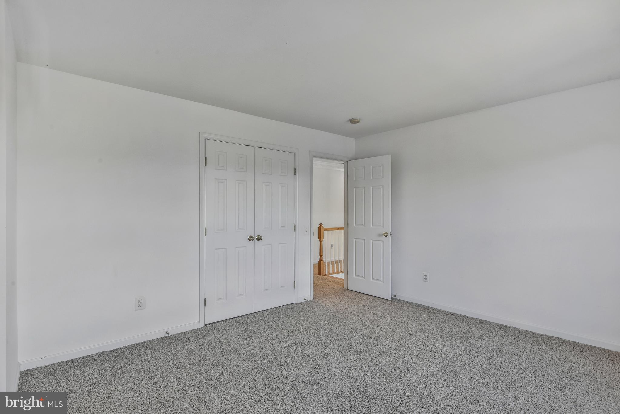 FAIRFAX NATIONAL ESTATES - Residential