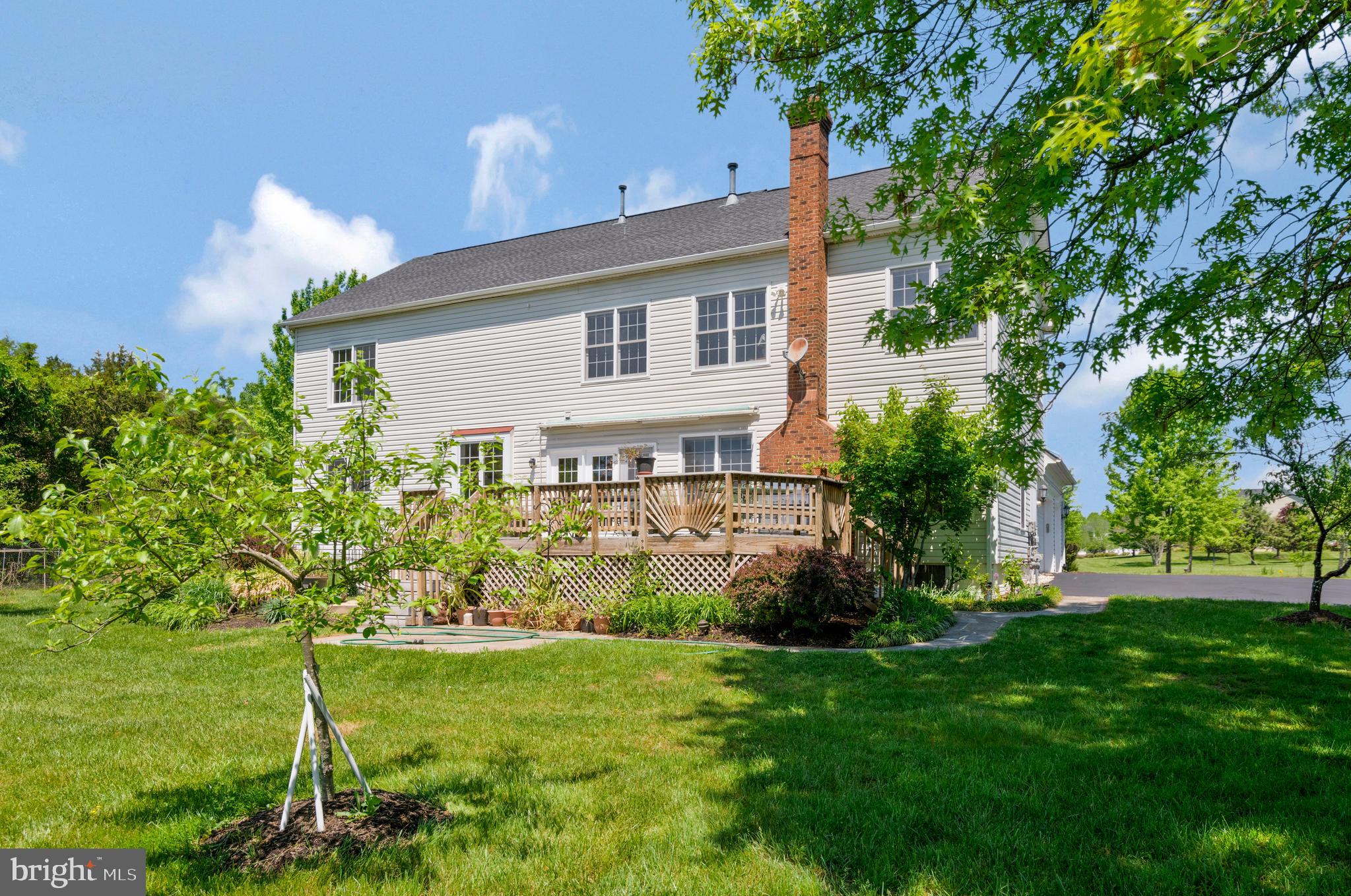 FAIRFAX NATIONAL ESTATES - Residential