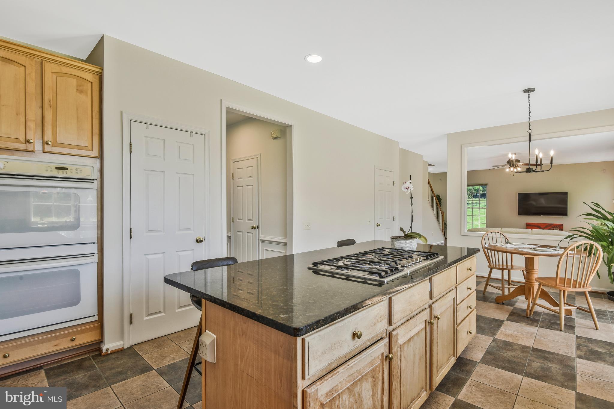 FAIRFAX NATIONAL ESTATES - Residential