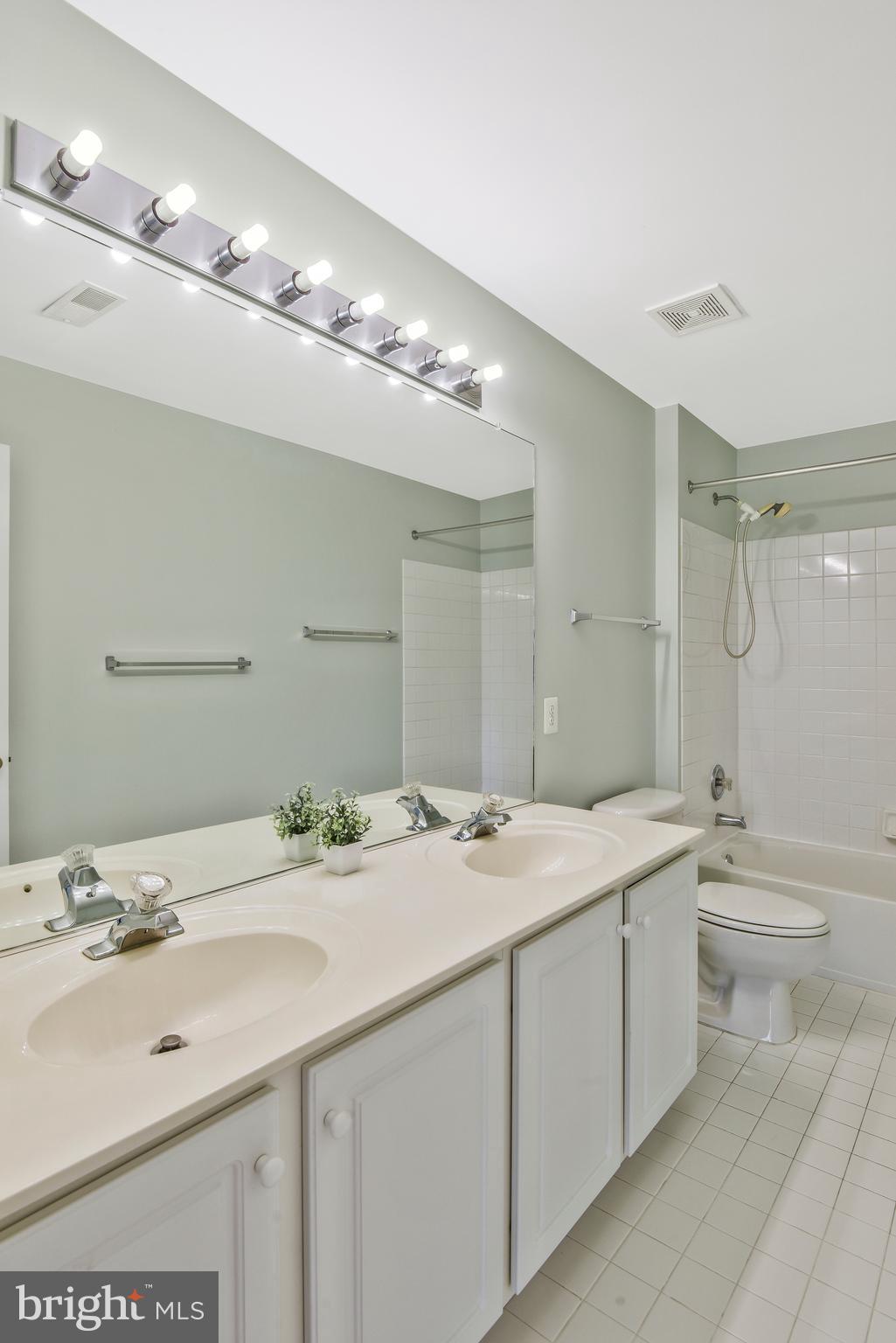 FAIRFAX NATIONAL ESTATES - Residential