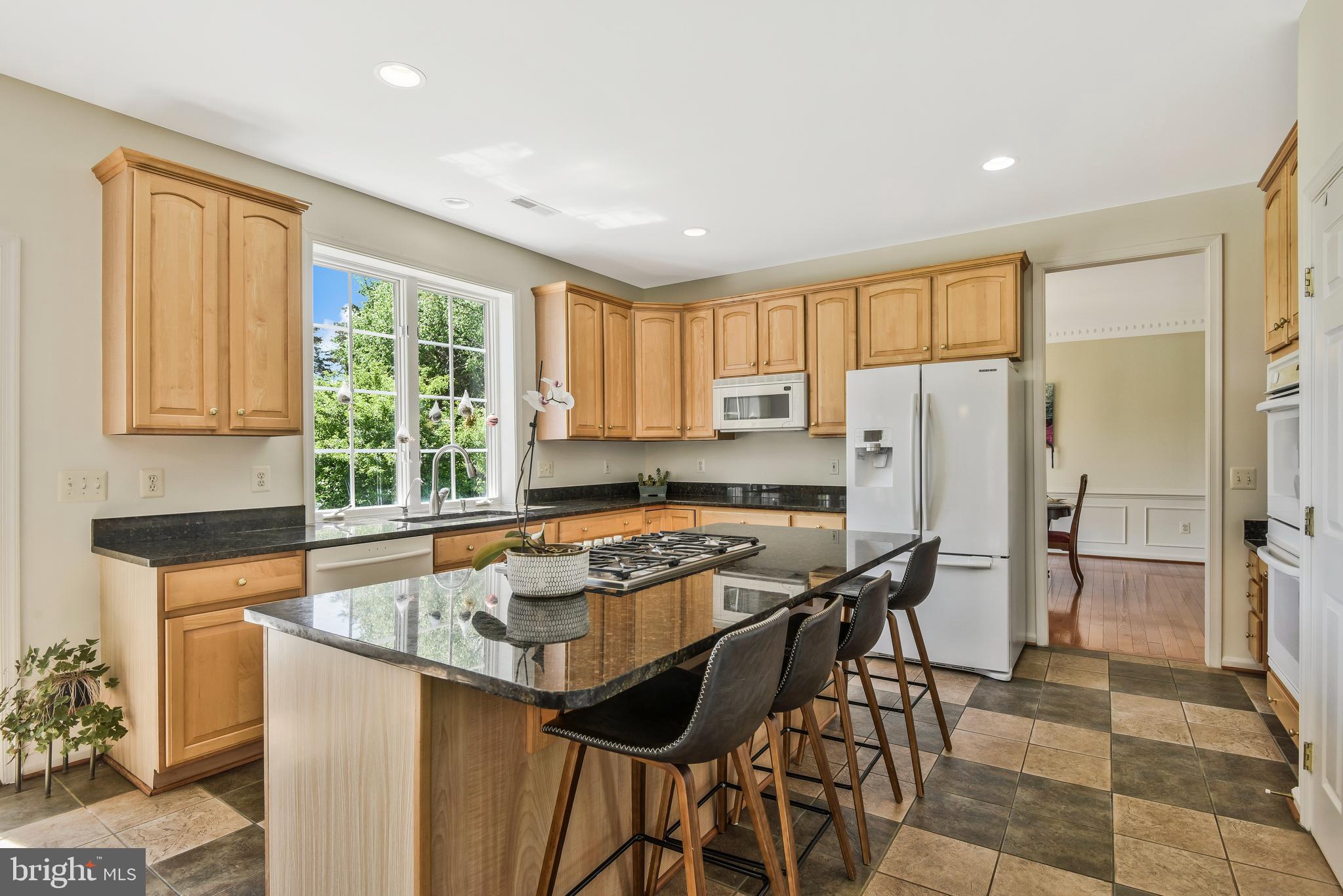 FAIRFAX NATIONAL ESTATES - Residential