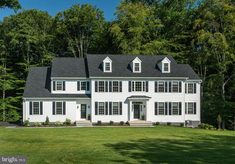257 GLEN MILLS ROAD GLEN MILLS PA 19342