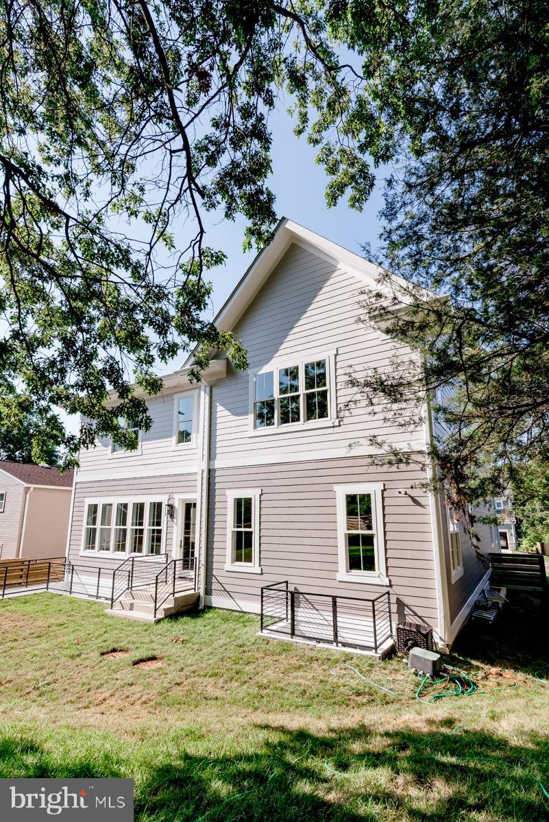 PIMMIT HILLS - Residential