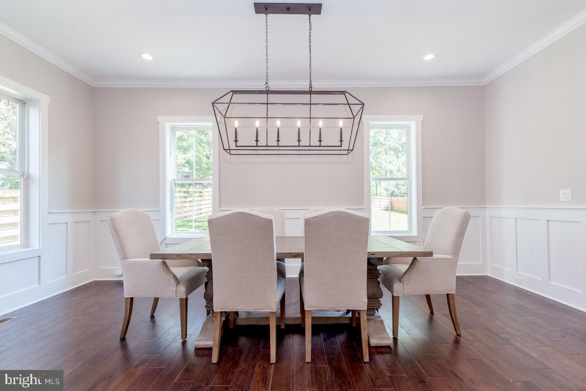 PIMMIT HILLS - Residential