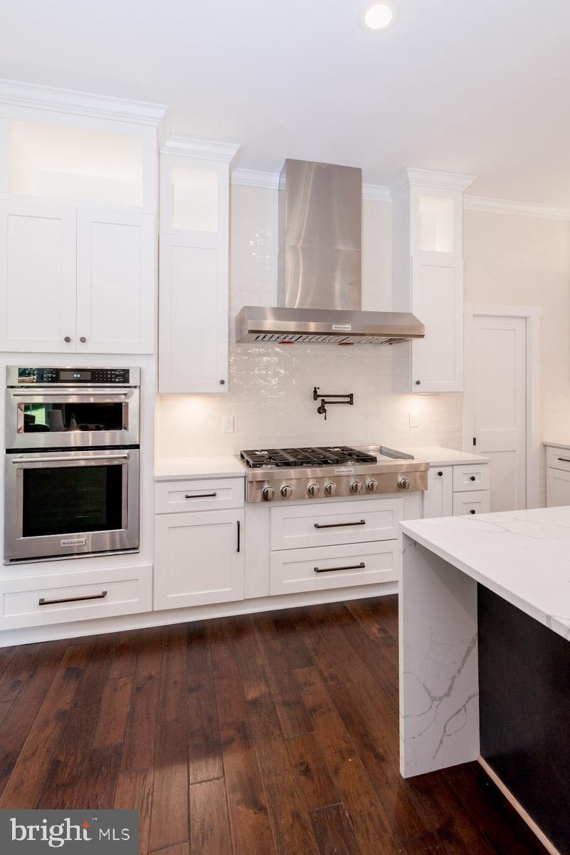 PIMMIT HILLS - Residential