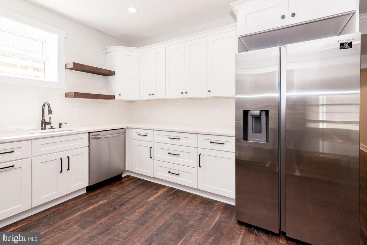 PIMMIT HILLS - Residential