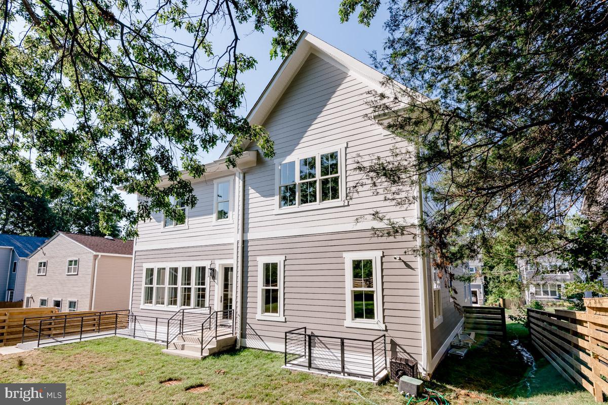 PIMMIT HILLS - Residential