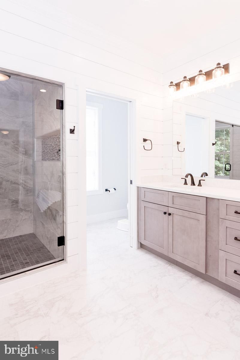 PIMMIT HILLS - Residential