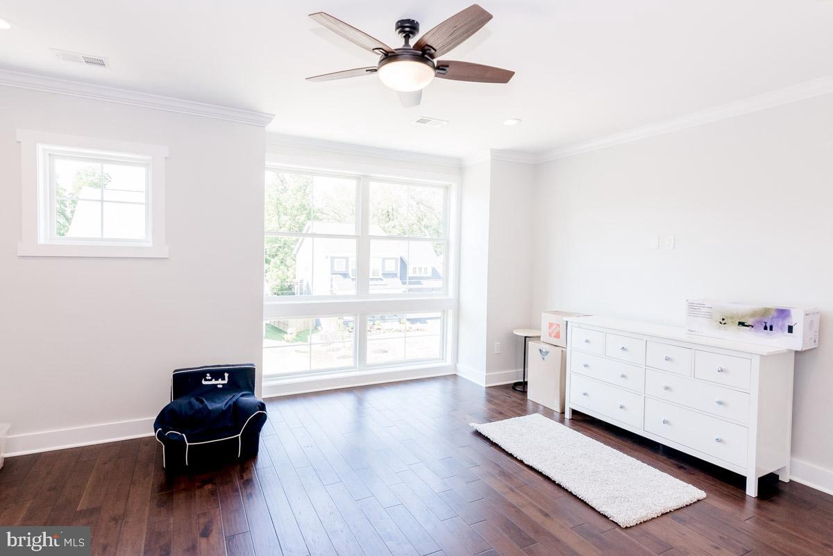 PIMMIT HILLS - Residential