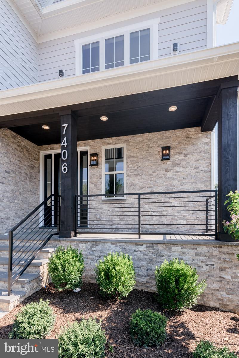 PIMMIT HILLS - Residential