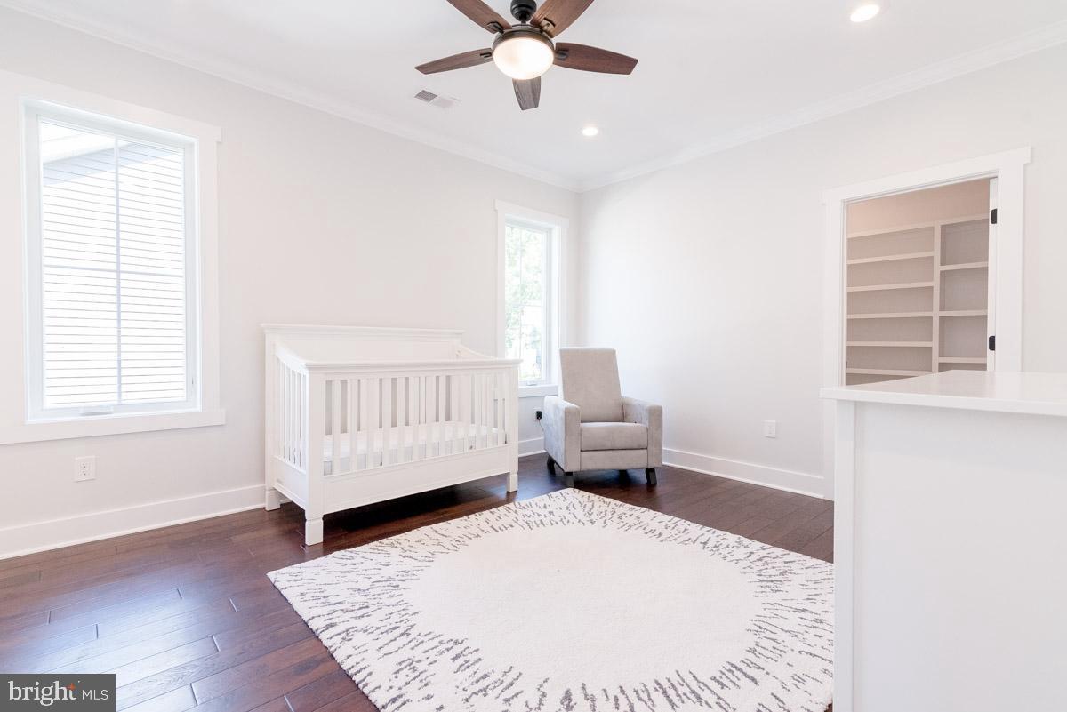 PIMMIT HILLS - Residential