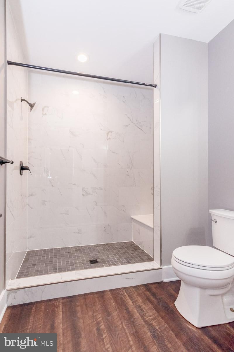 PIMMIT HILLS - Residential