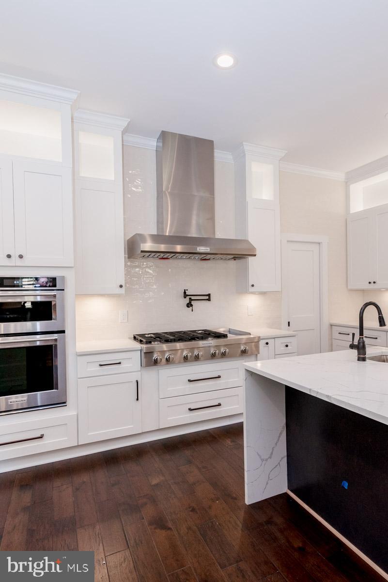 PIMMIT HILLS - Residential