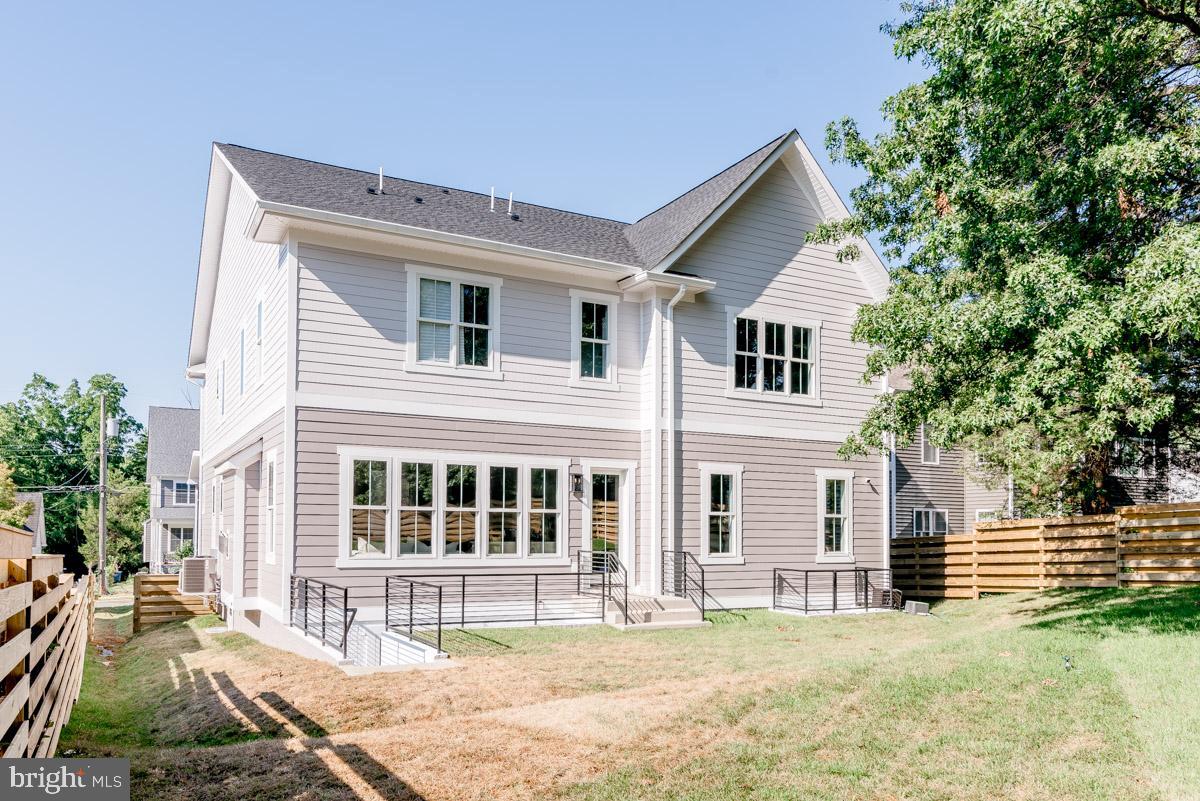 PIMMIT HILLS - Residential