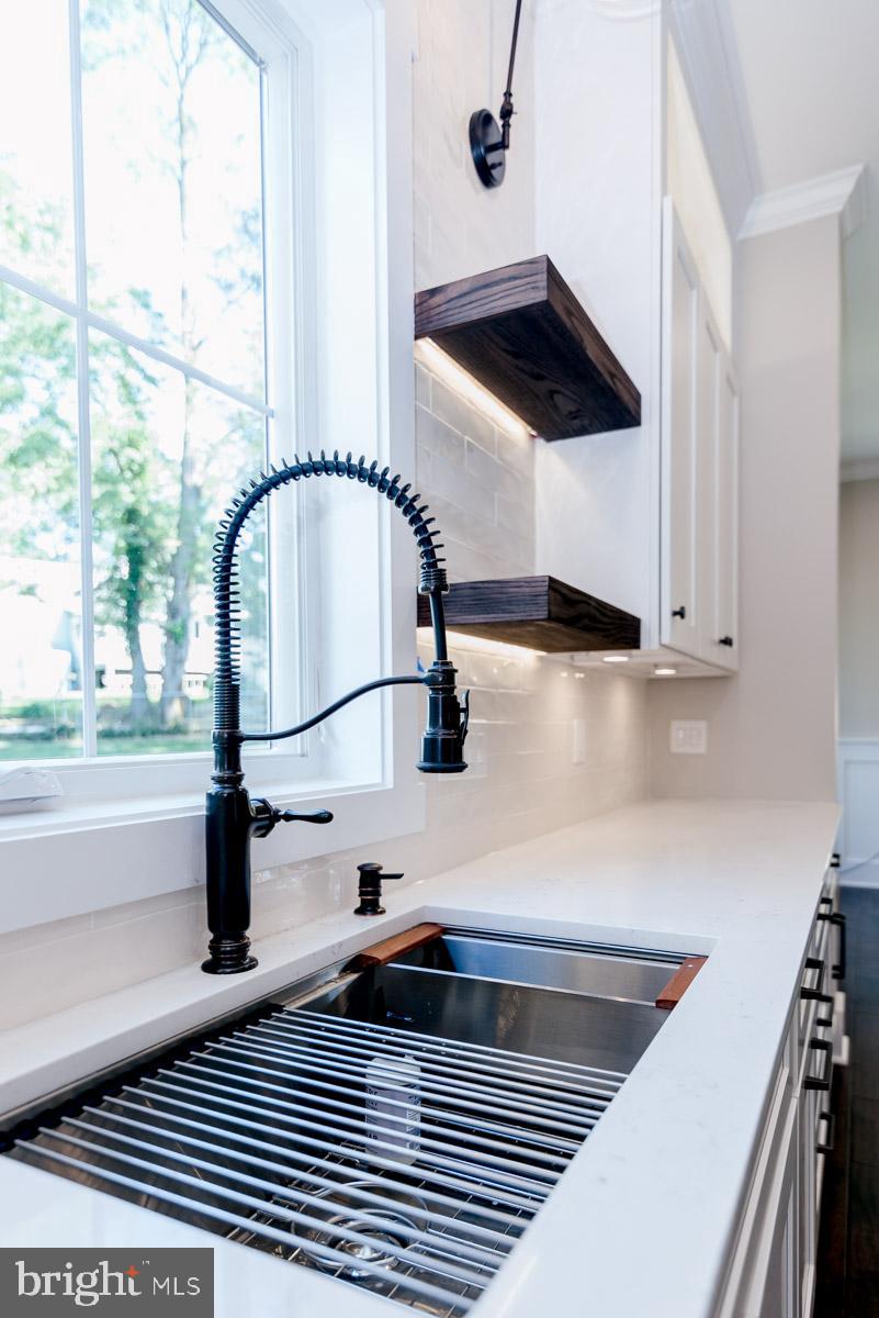 PIMMIT HILLS - Residential