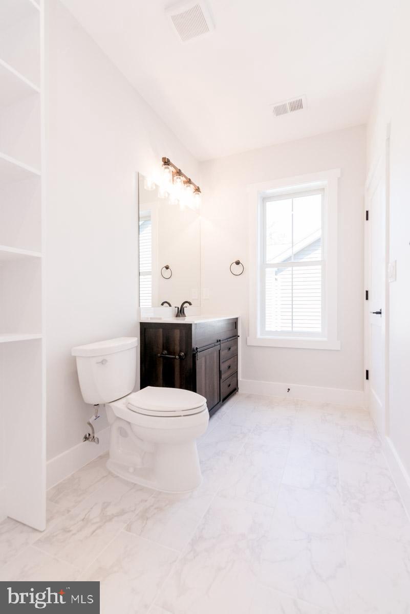 PIMMIT HILLS - Residential