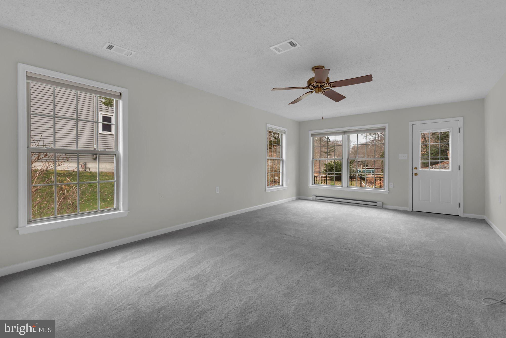 HERITAGE HARBOUR - Residential