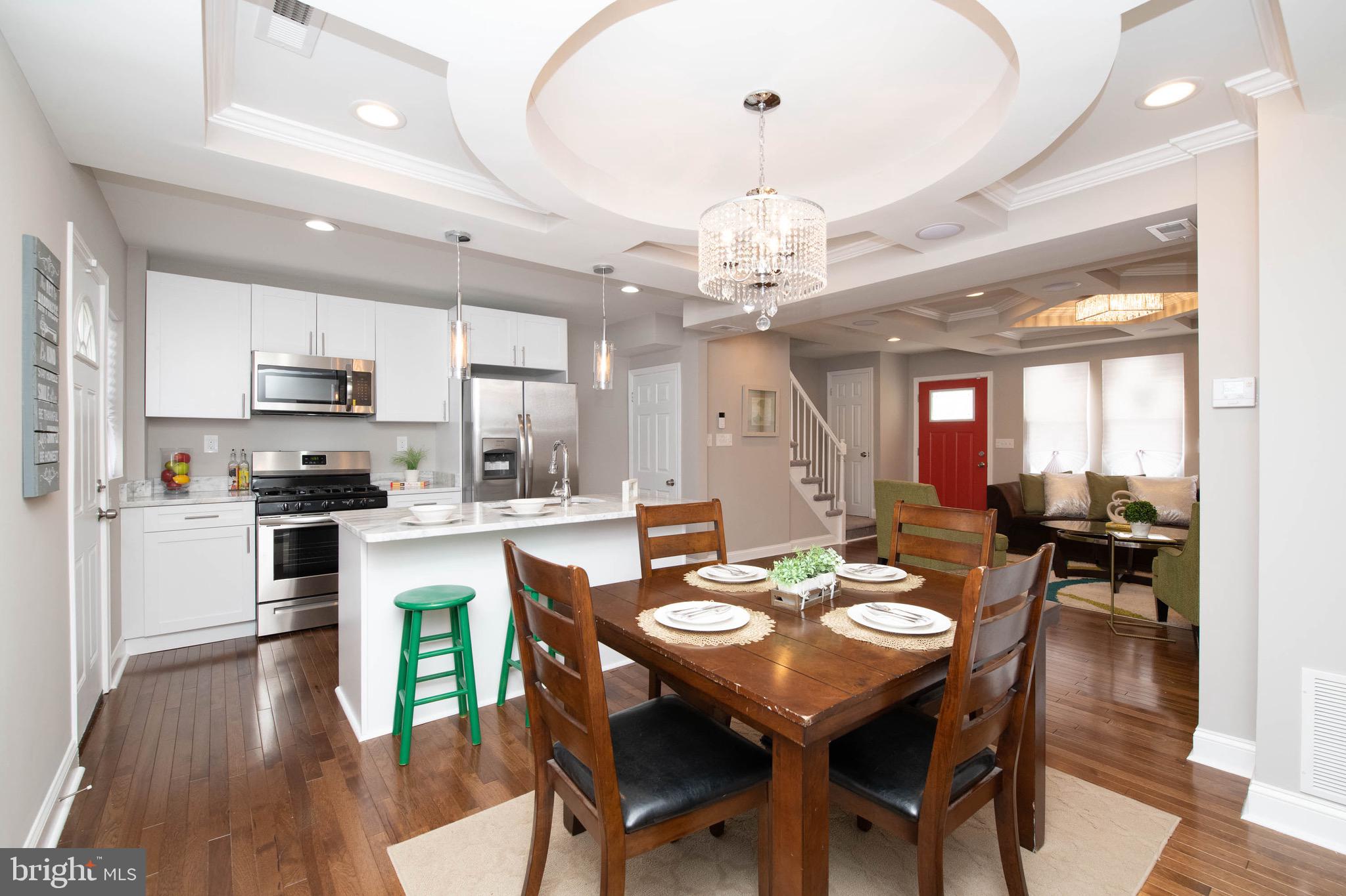 IDLEWOOD - Residential