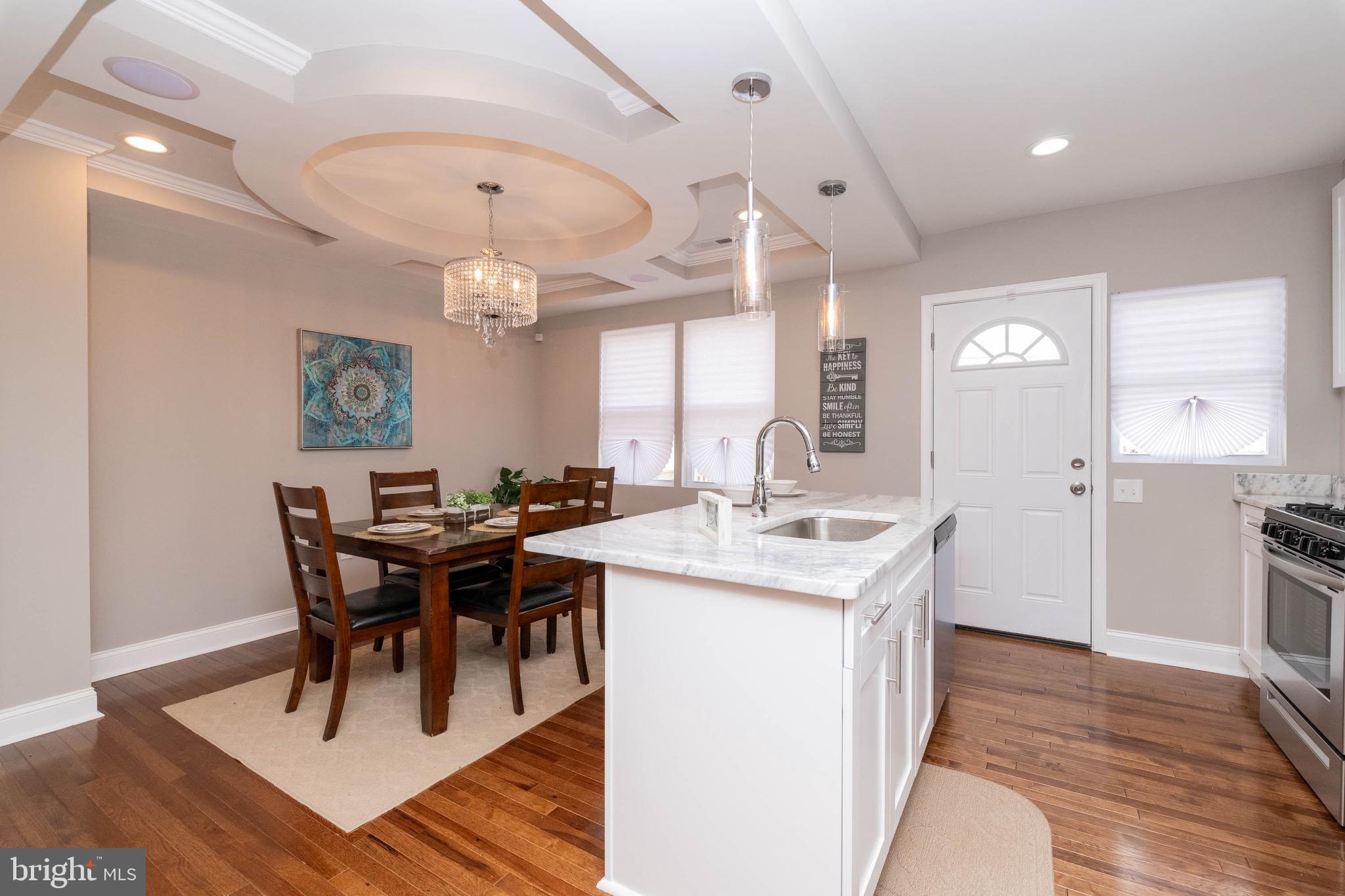 IDLEWOOD - Residential