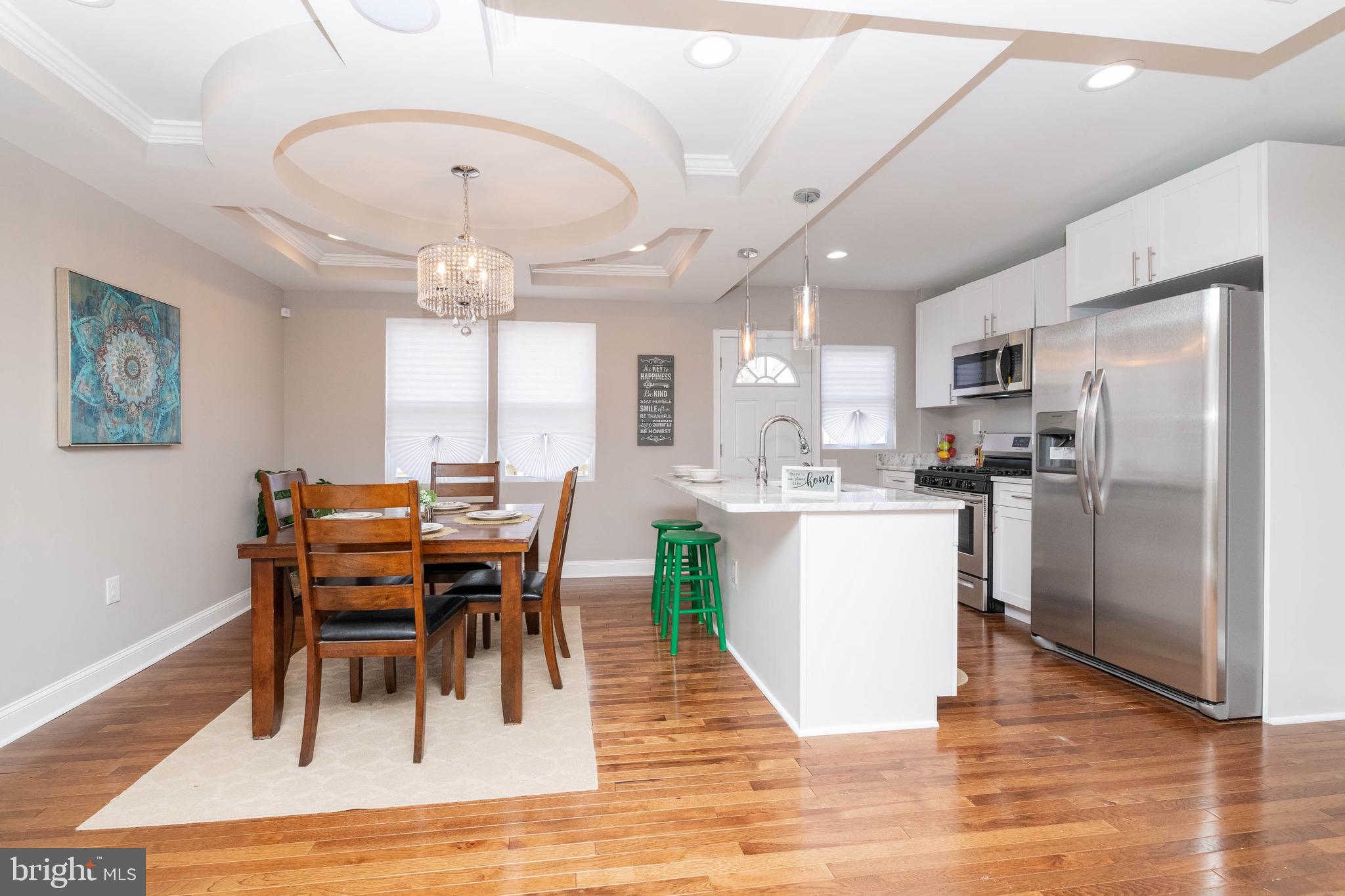 IDLEWOOD - Residential