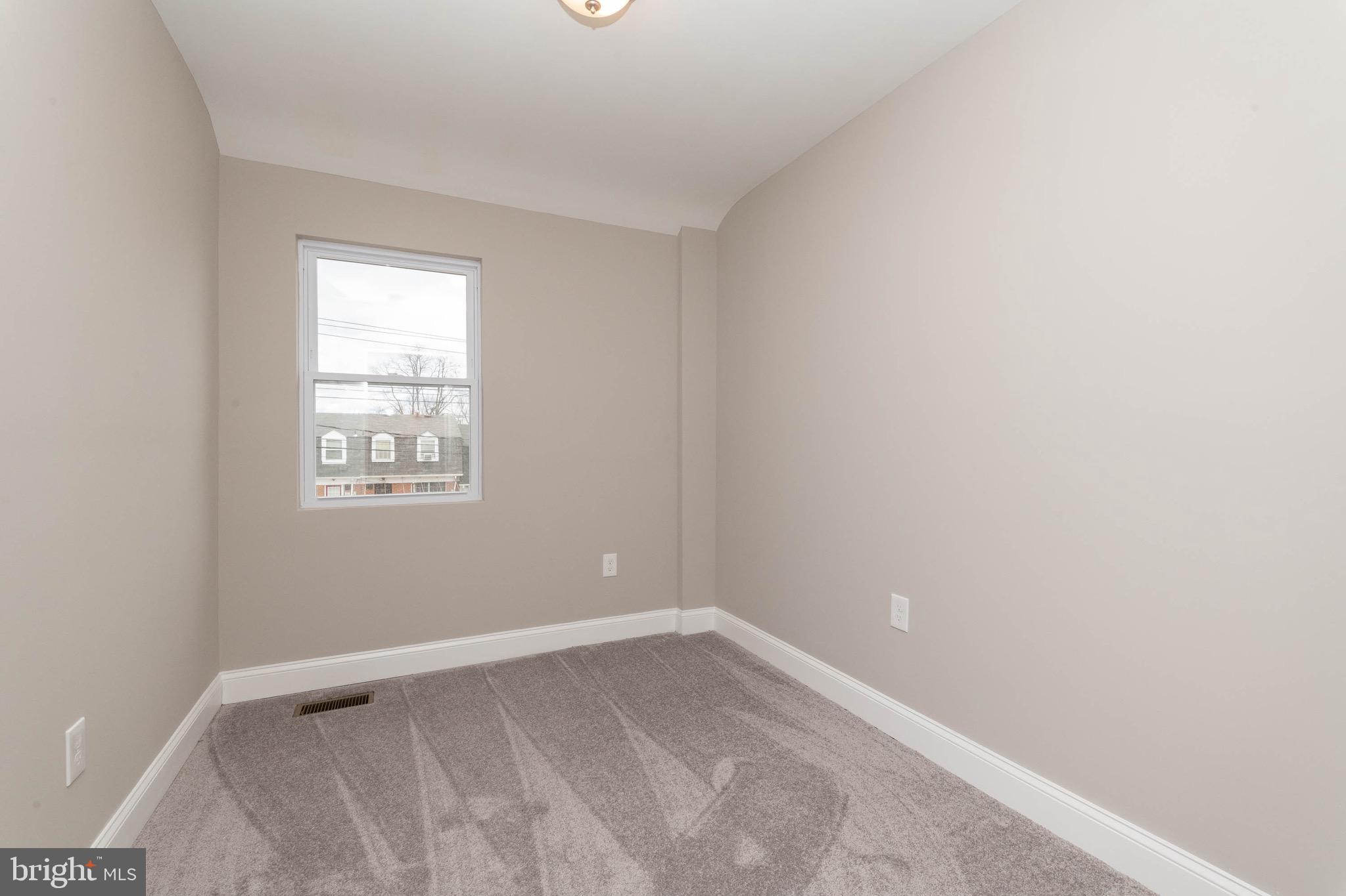 IDLEWOOD - Residential