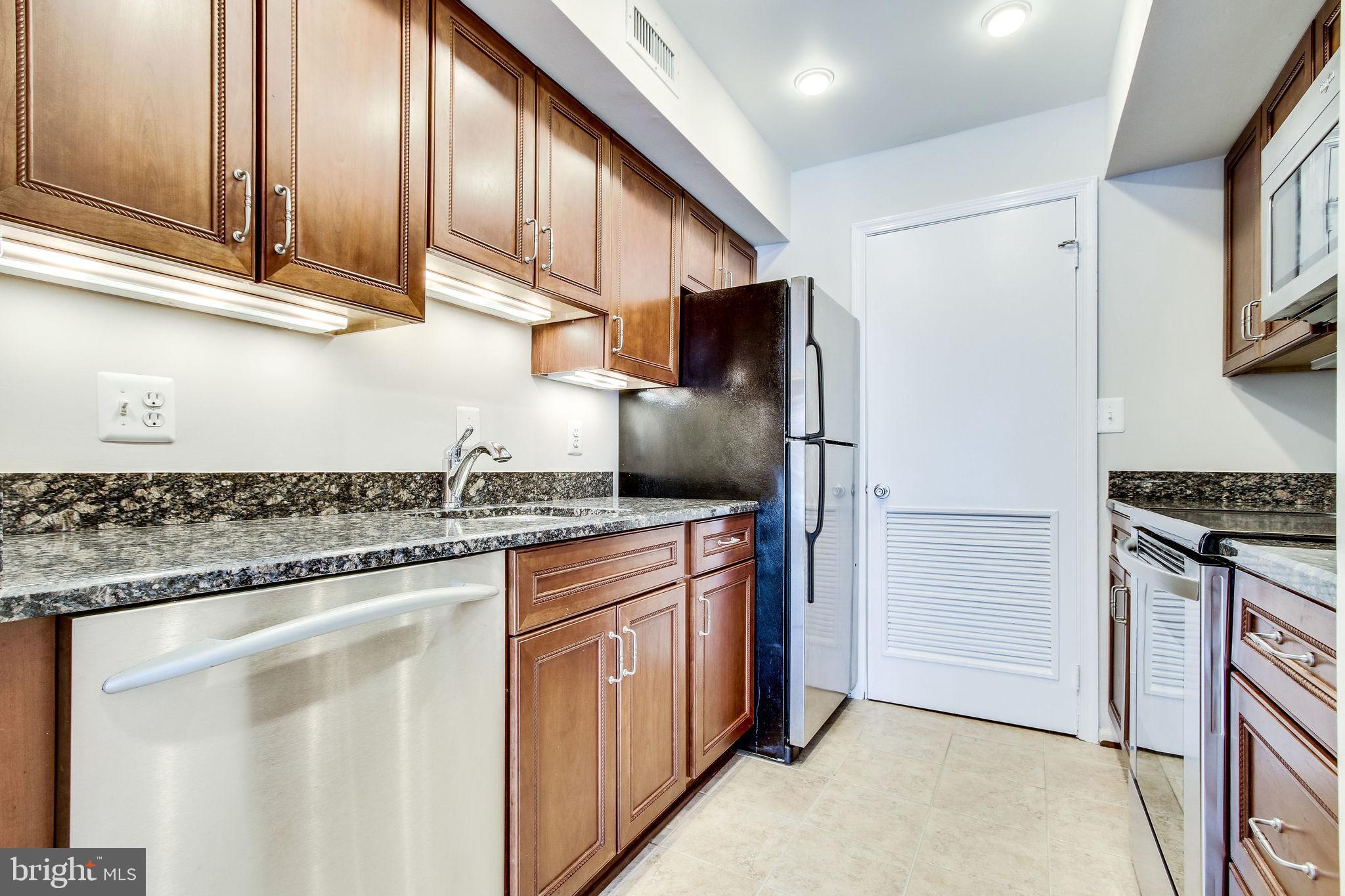 WINDGATE III - Residential