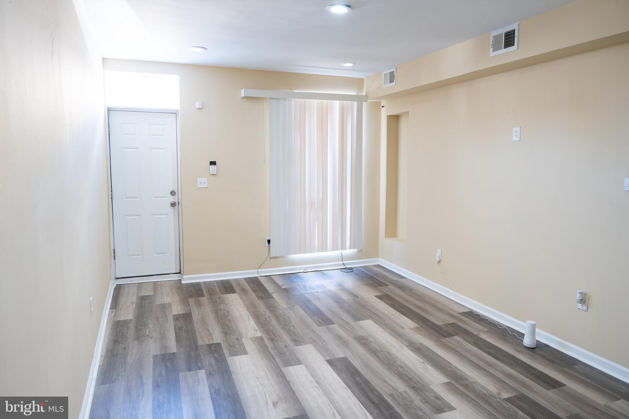 OLIVER - Residential