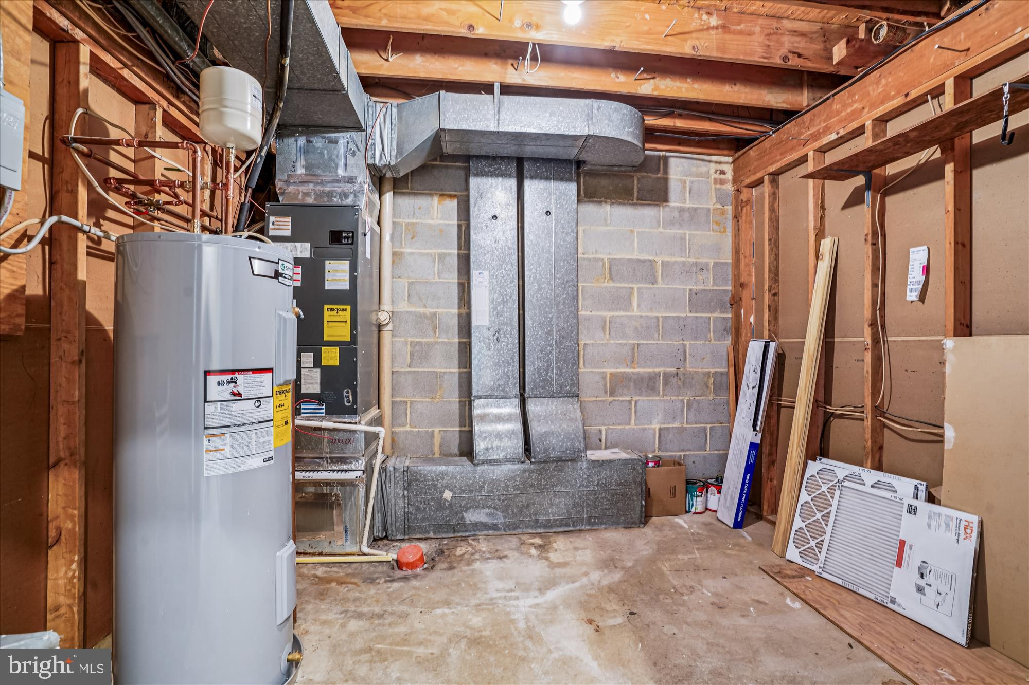 CHURCHILL SQUARE - Residential