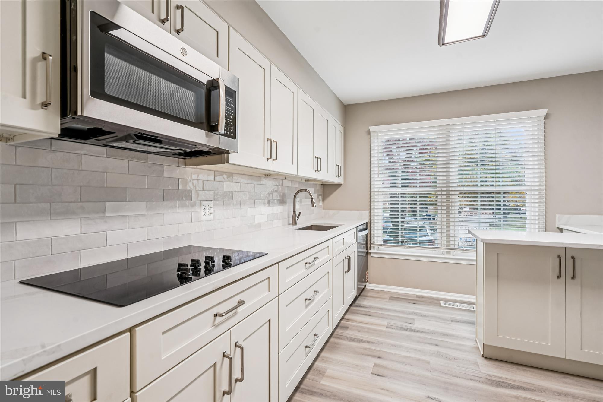 CHURCHILL SQUARE - Residential